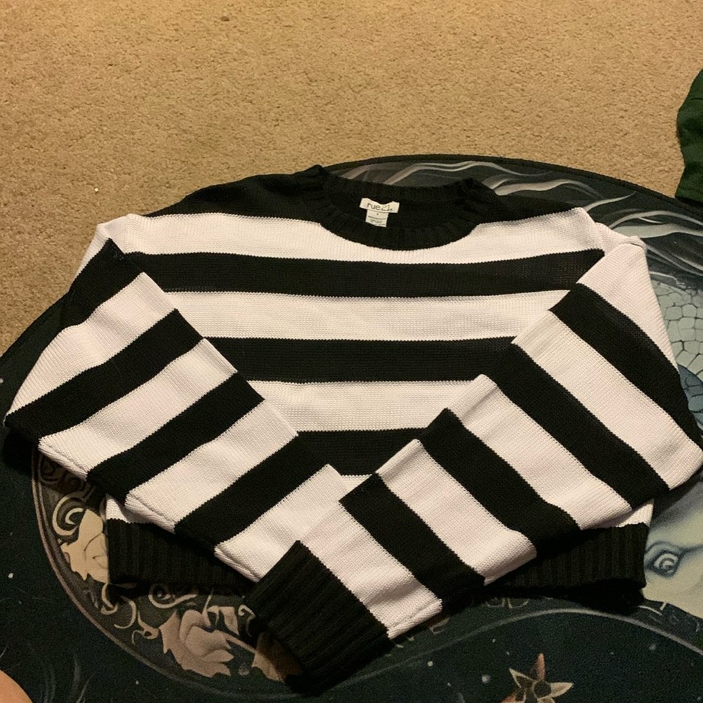Black and white striped crop top sweater
